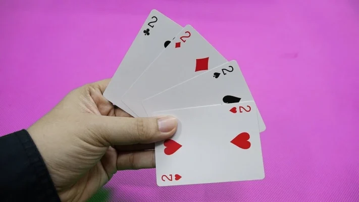 Những quy định về các lá bài trong luật chơi tú lơ khơ Rikvip